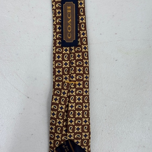COACH Men's Luxury Paisley Silk Tie 100% Italian Silk hand made Brown Gold - Picture 4 of 5